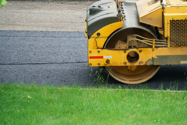 Best Driveway Repair and Patching  in Marshalltown, IA